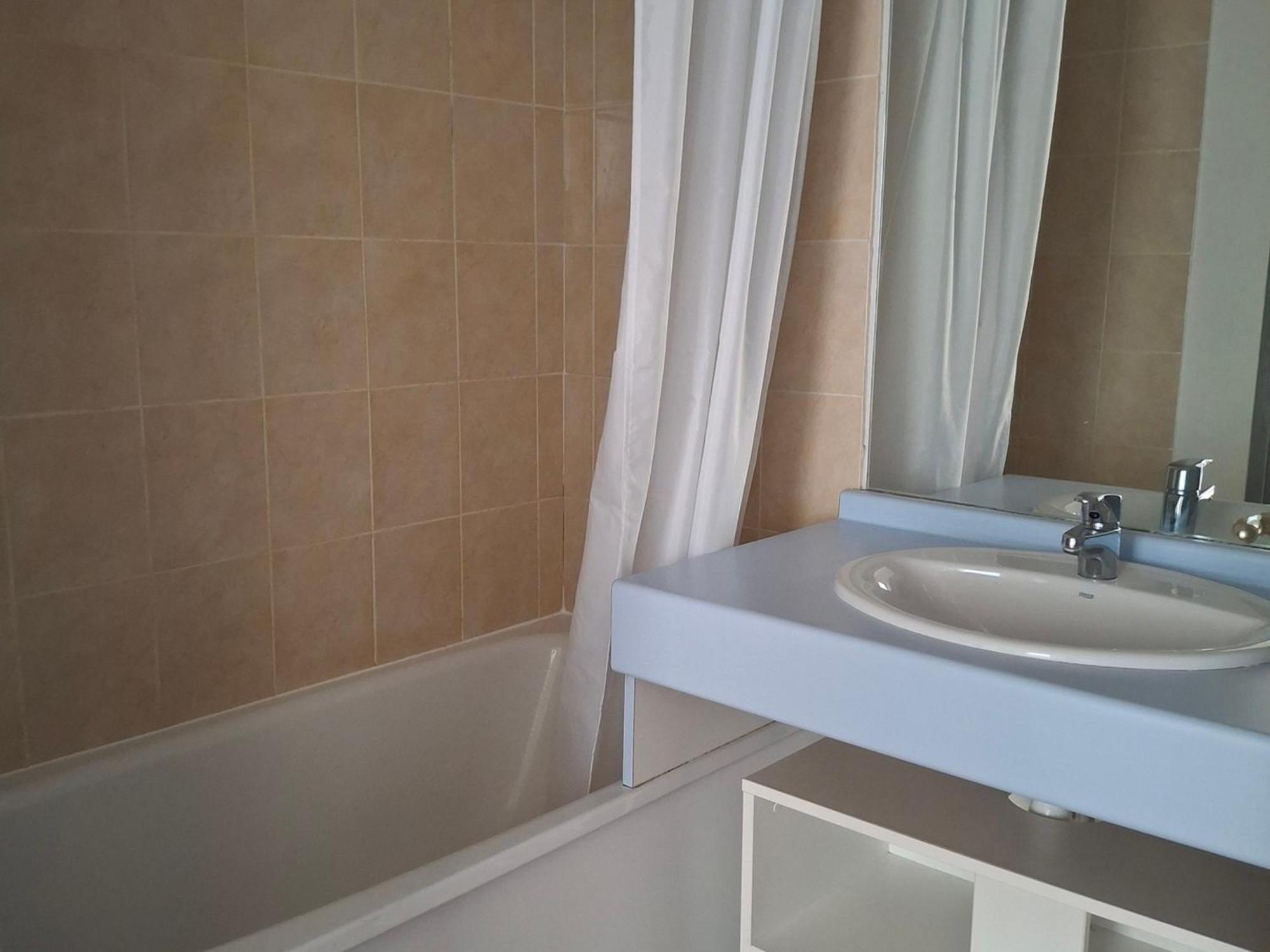 Saint-Francois-Longchamp - Location 6 Personnes - Fr-1-807-122 Apartment Ngoại thất bức ảnh